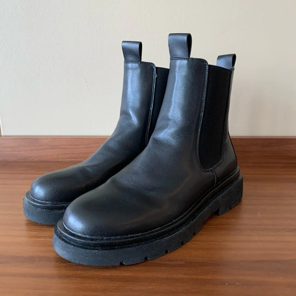 Men's High-Top Thick-Soled Martin Boots for Every Look