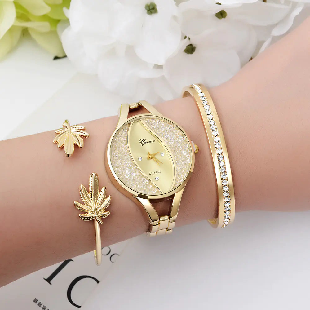 Fashionable Quartz Watch and Bracelet Set for Women